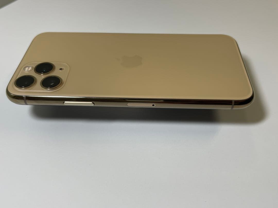 iPhone 11Pro ゴールド256GB Sim Free!