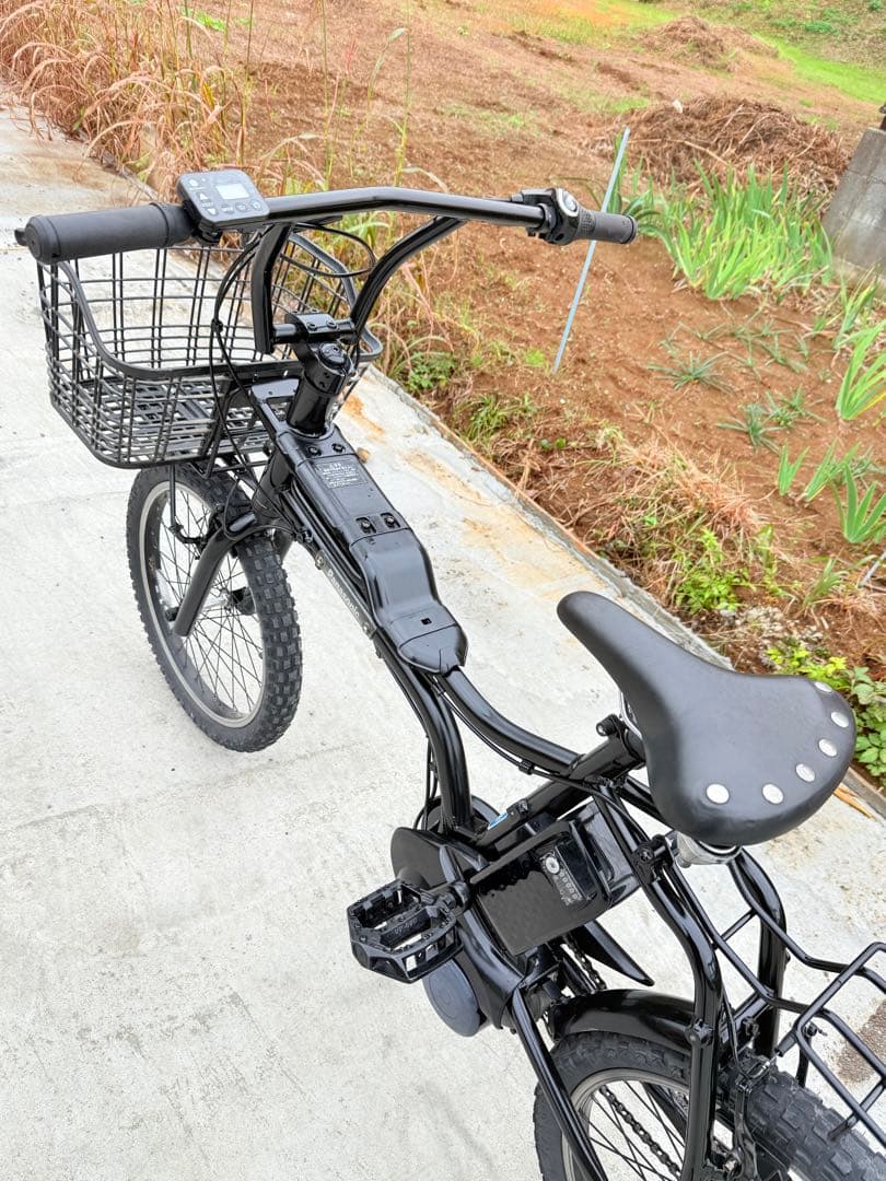 電動アシスト自転車 ブラック 前バスケット付き