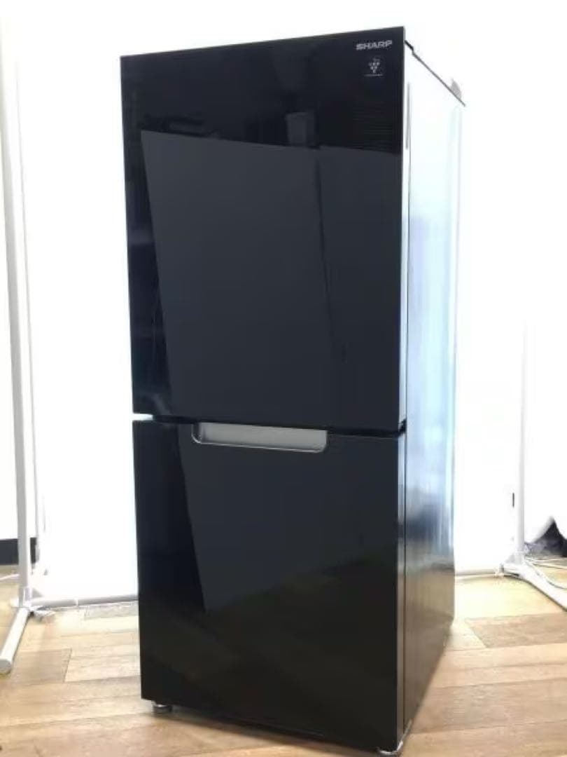 美品SHARP 2022年式　冷蔵庫(ブラック) ⚠️1月末発送