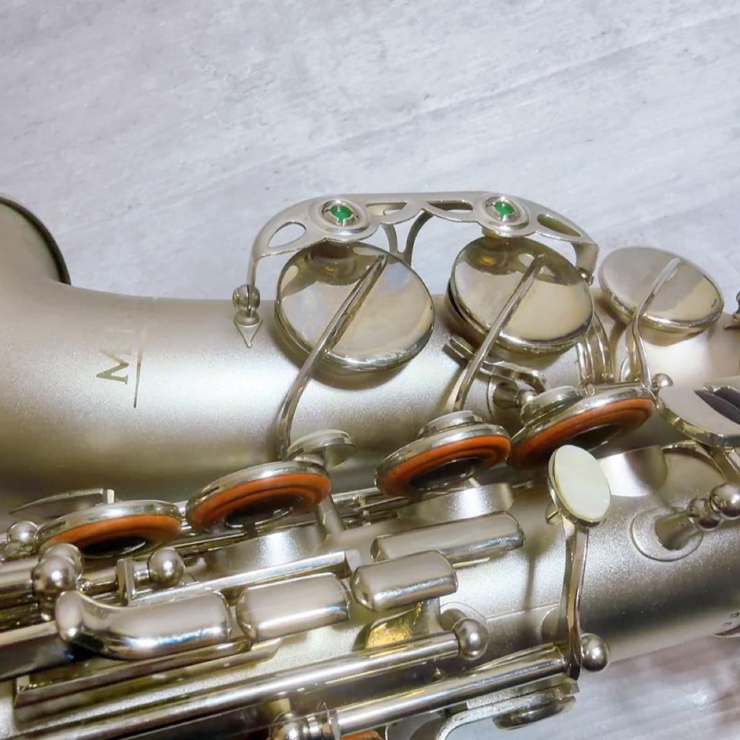 超美品! MINERVA アルトサックス 管楽器 サテンシルバー