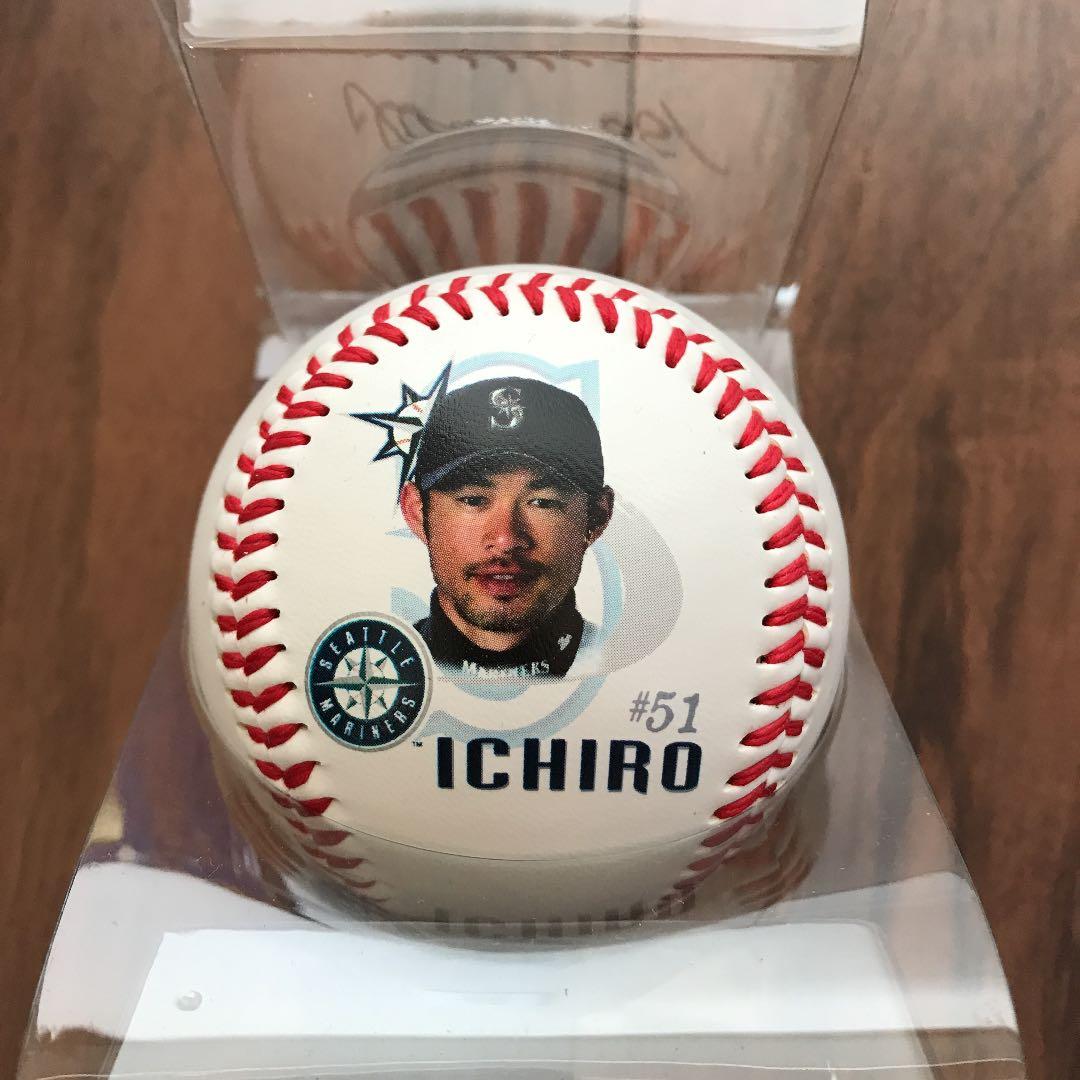 イチロー、佐々木、長谷川サイン入りボール