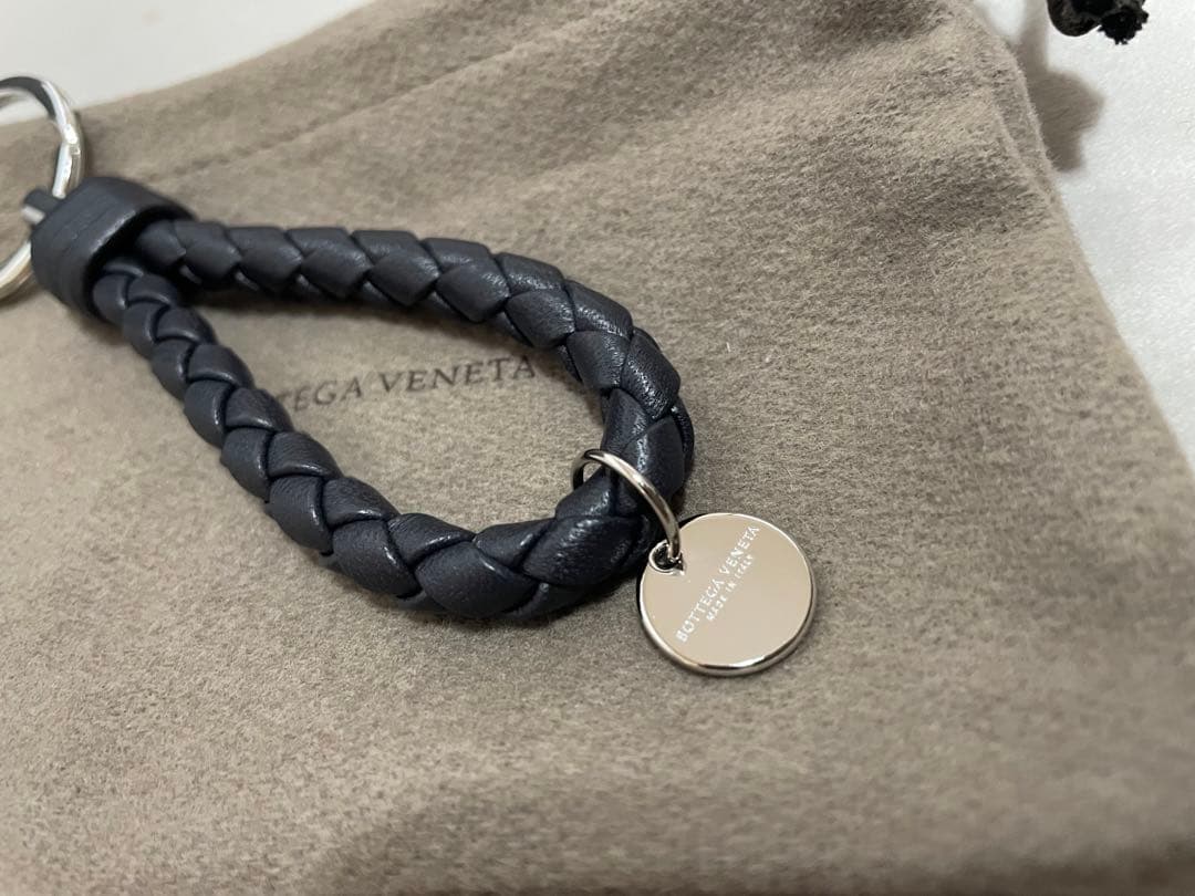 新品ボッテガ キーリング ネルマリンネイビー