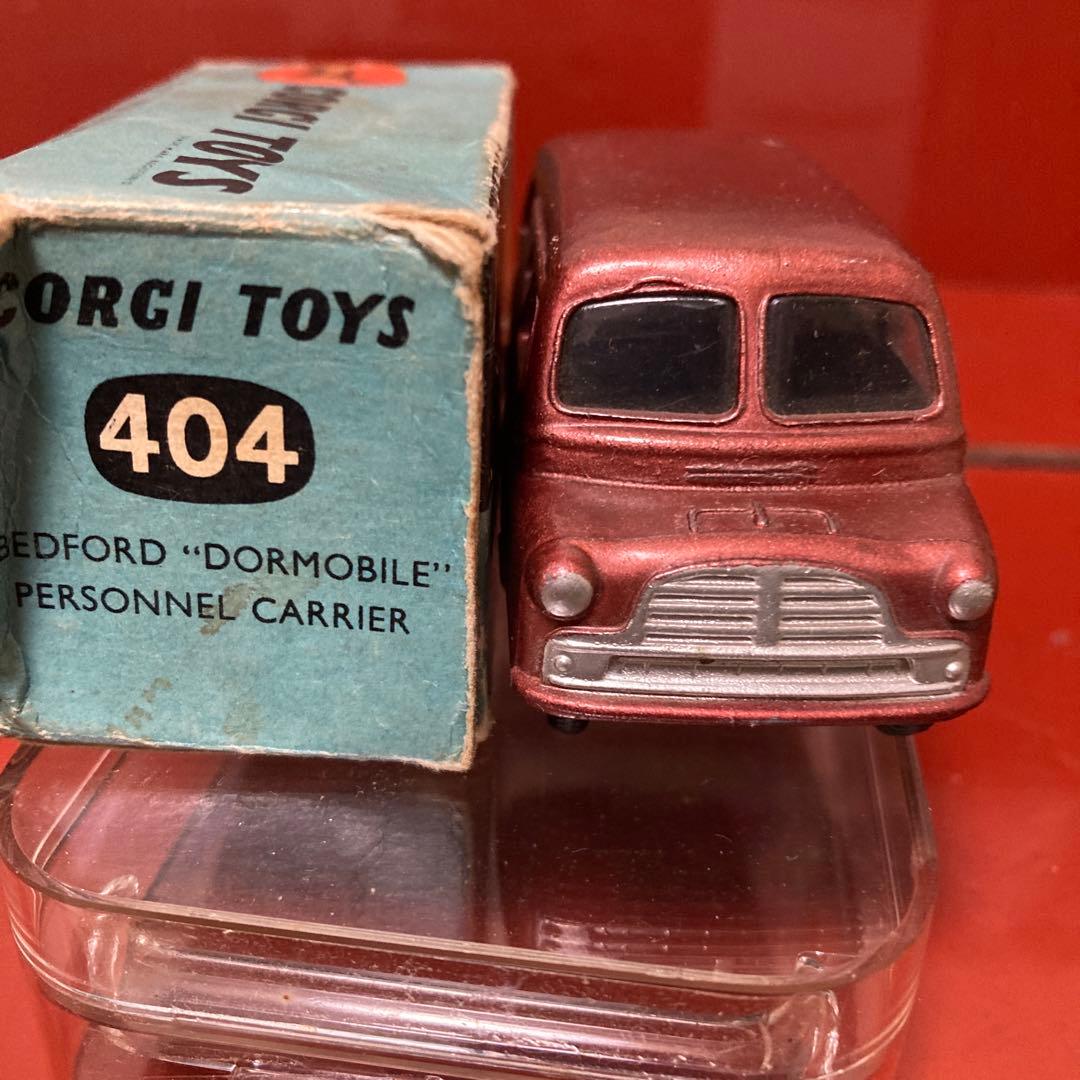 Corgi Toys 404 Bedford Dormobile ミニカー