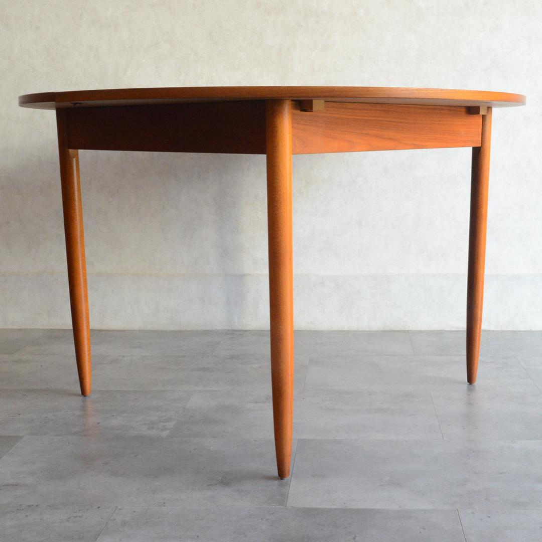 イギリスヴィンテージ エクステンション ラウンド ダイニングテーブル 拡張式円形