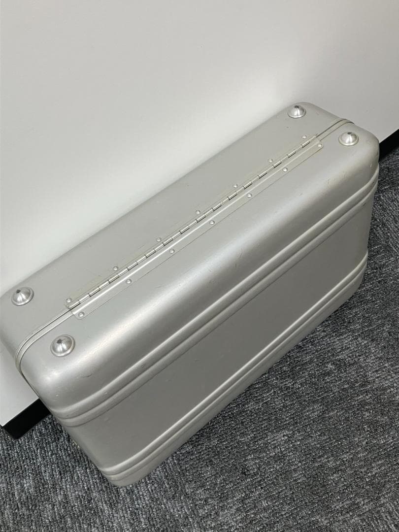 ZERO HALLIBURTON ゼロハリバートン アタッシュケース
