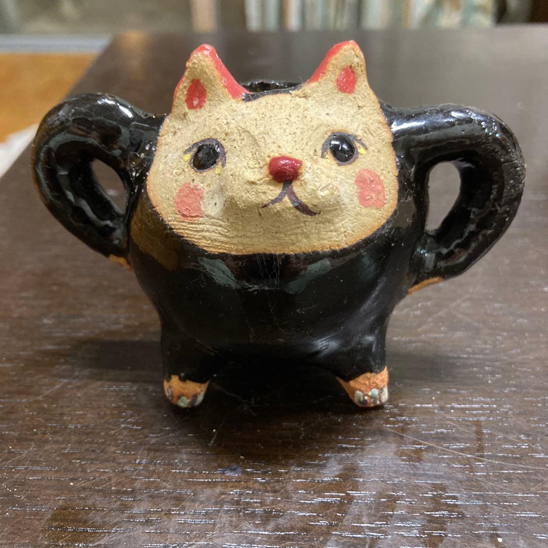 猫の顔 陶器の置物　小室幸雄さん