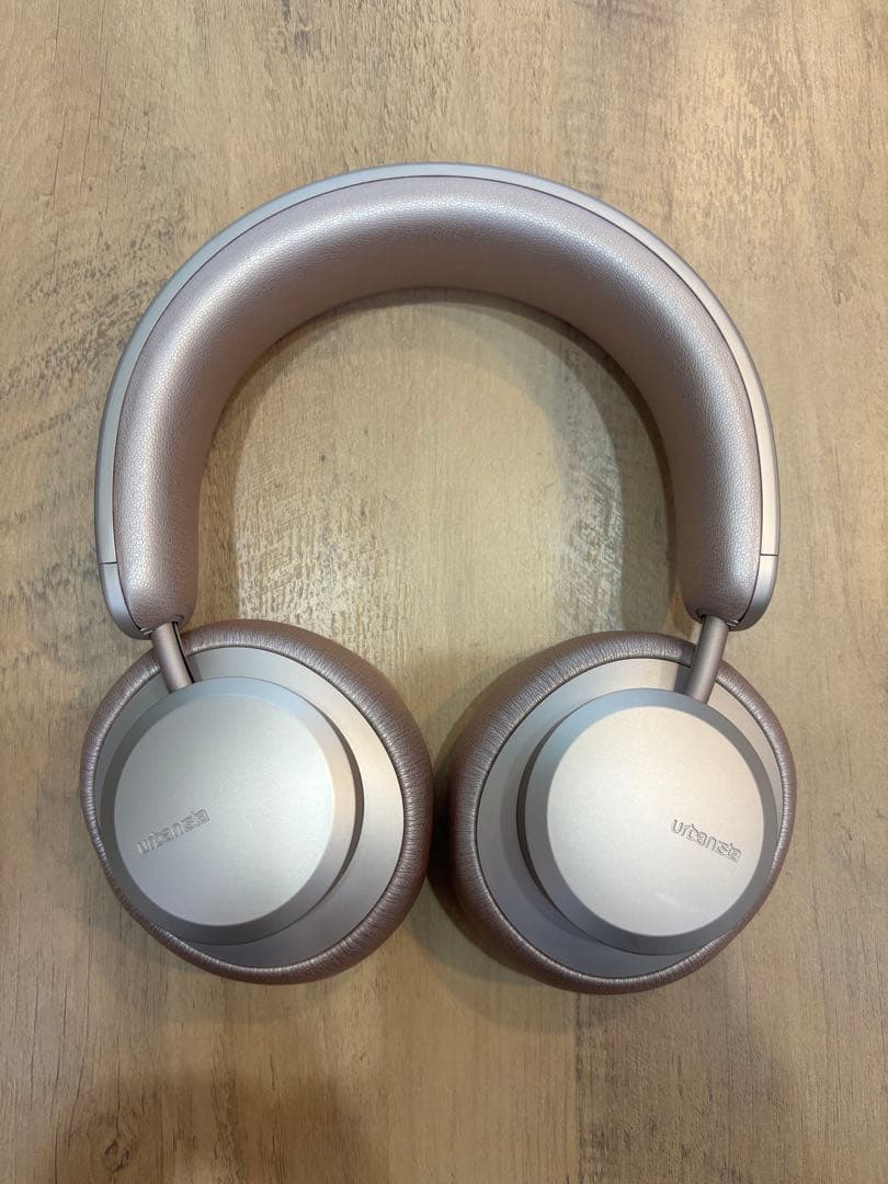 URBANISTA オーバーヘッド型 ワイヤレスヘッドホン