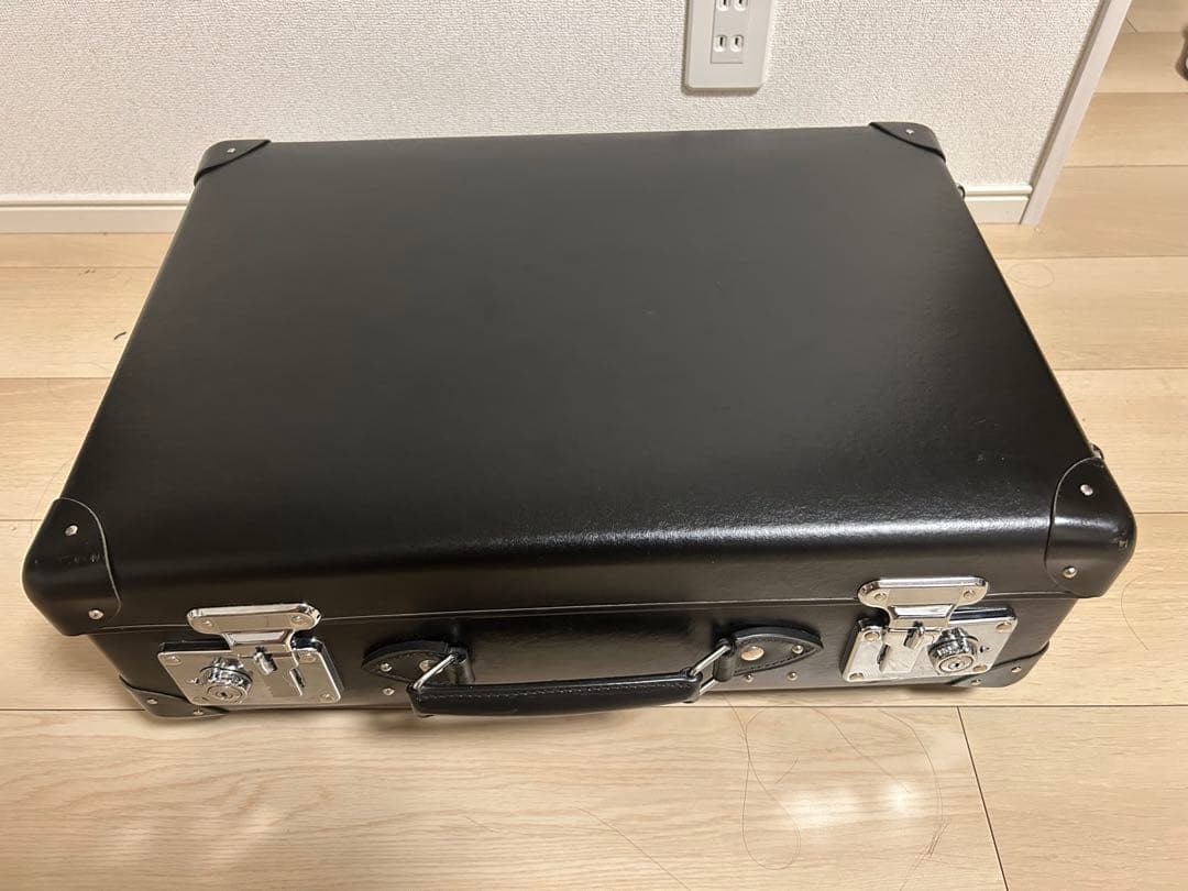 グローブトロッター　キャリーケース　ブラック