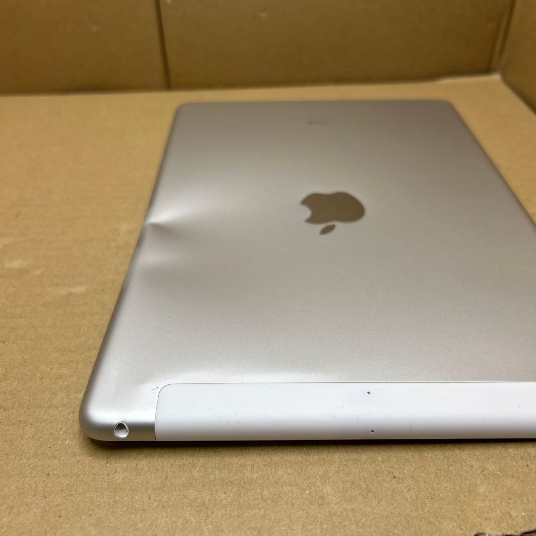 訳あり　iPad (第６世代) Wi-Fi + セルラー 128GB