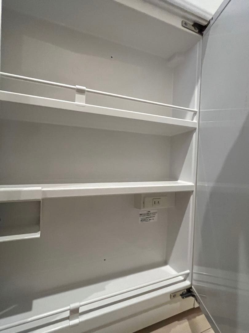 タカラスタンダード　エリシオ　洗面ミラー　三面鏡