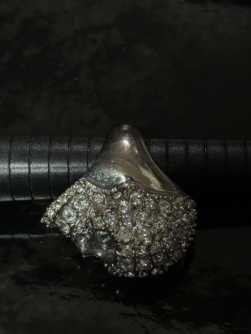 アクセサリー Alexander McQueen Skull Zirconia Ring
