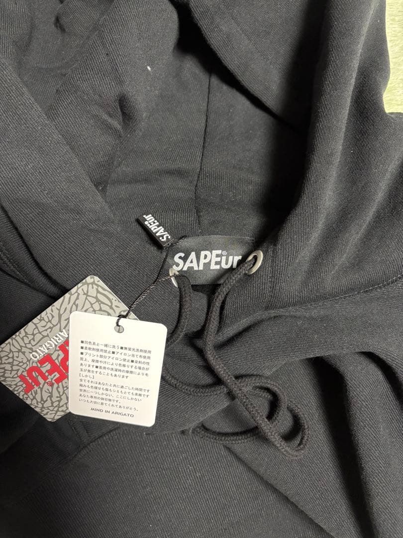 SAPEur ビックタグフーディー　ブラック