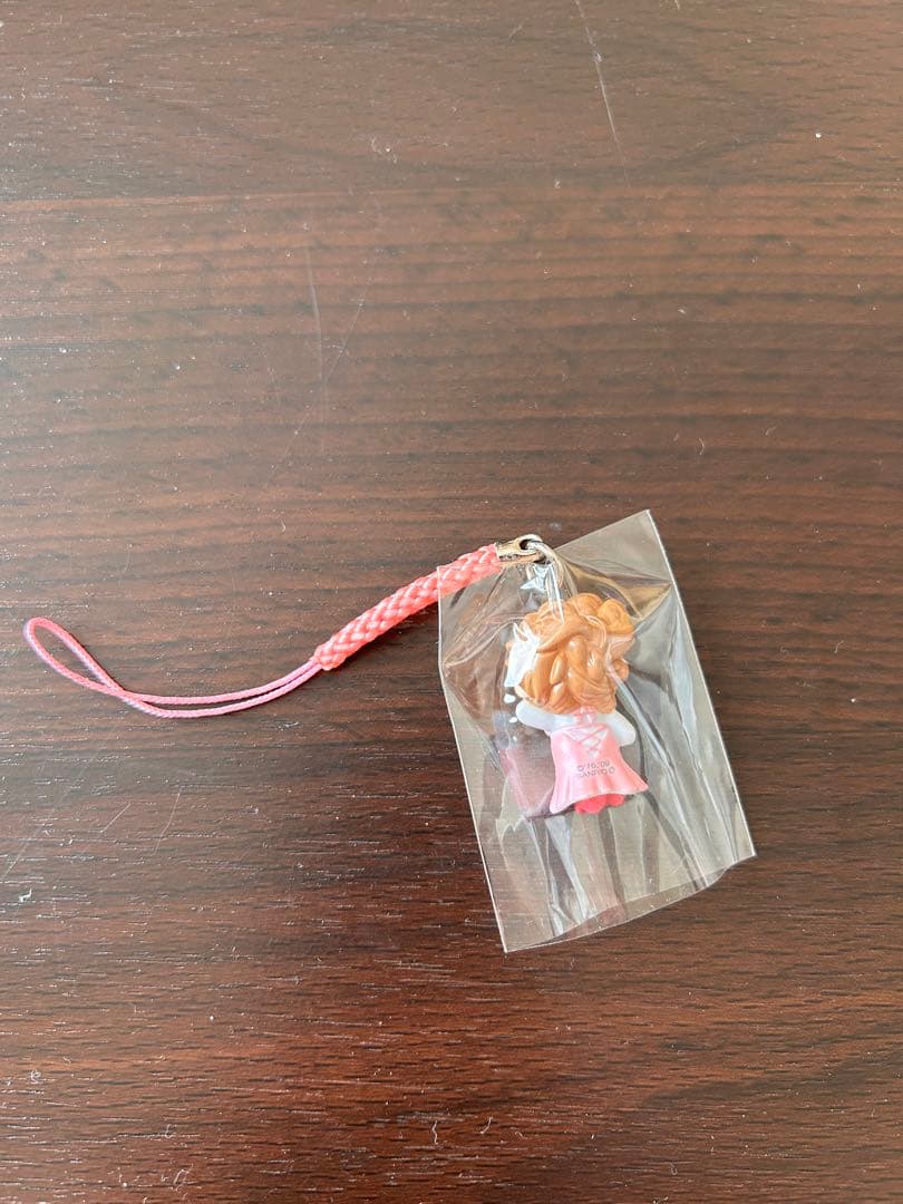 ハローキティ　根付け　コラボ　モモエリ