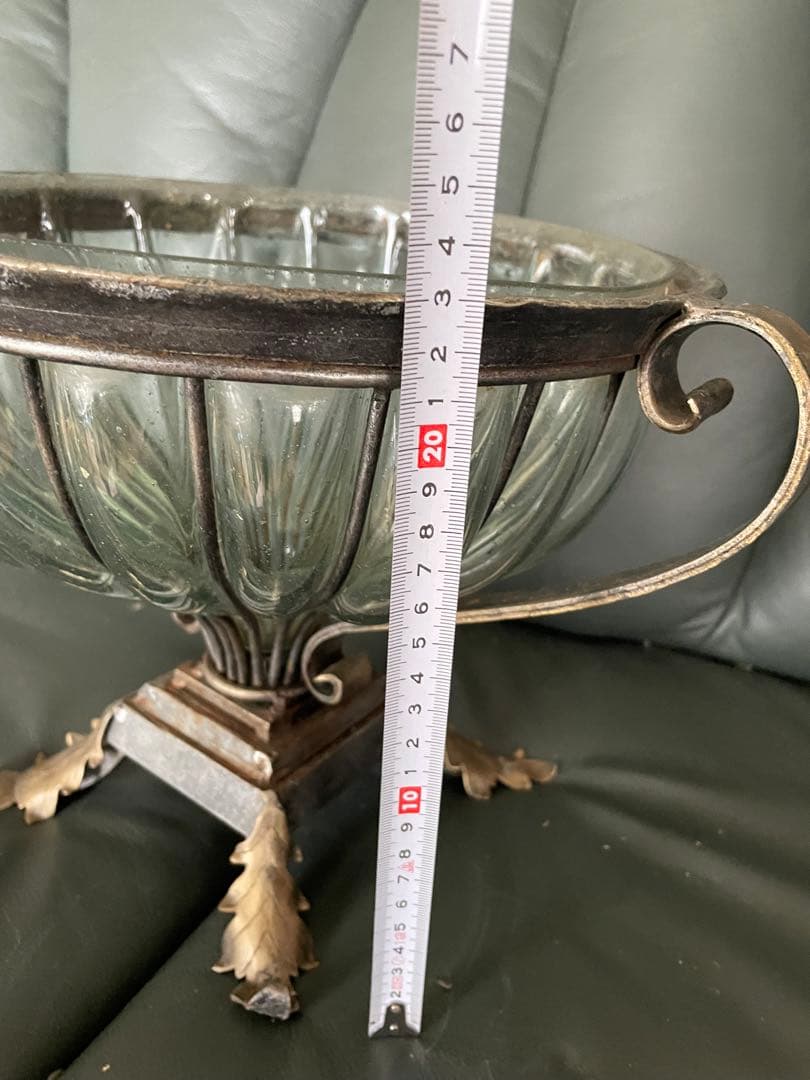 フラワーアレンジの器