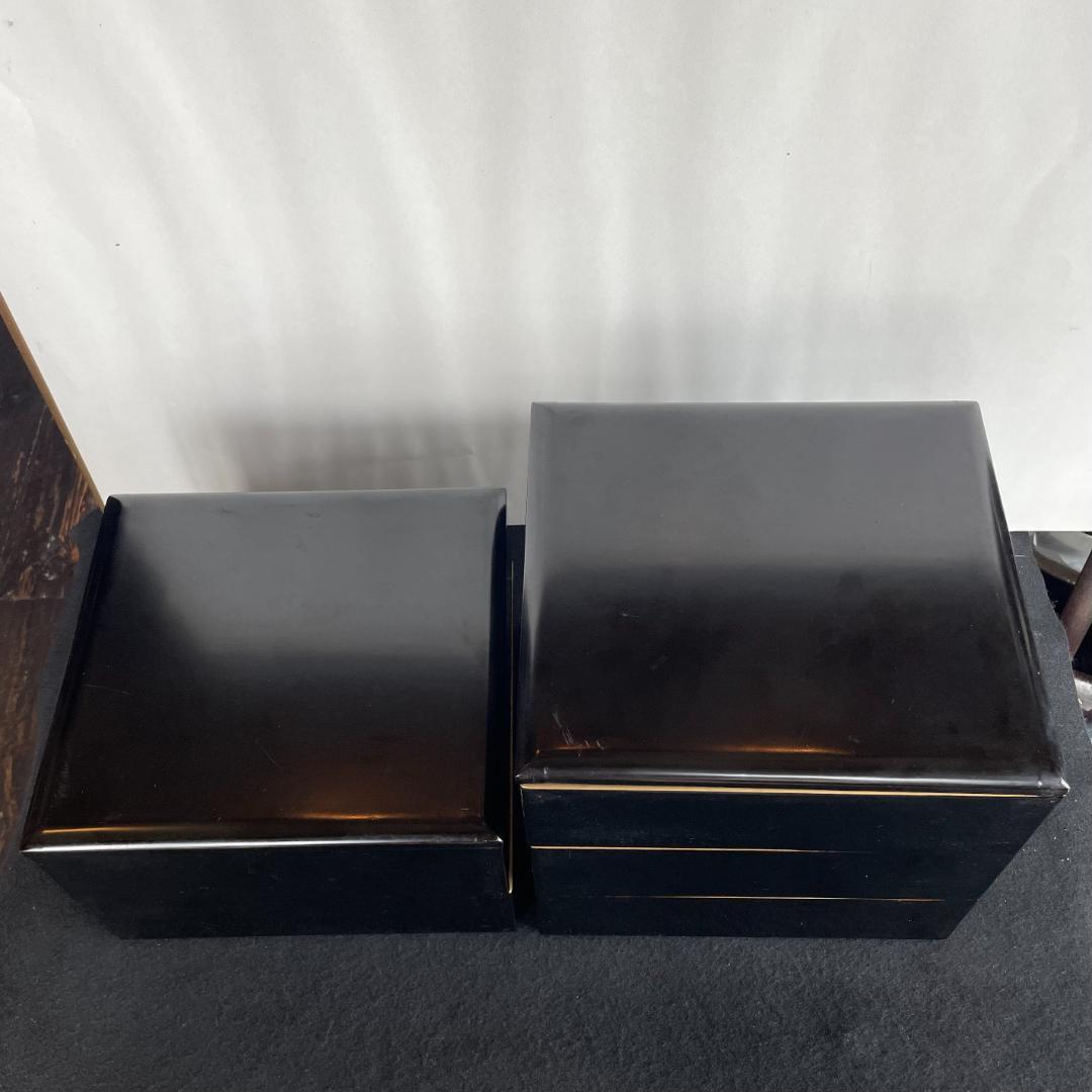 天然木 溜無地 五段重 蓋二枚 内朱塗 重箱 木箱入 木製 漆器 漆芸 骨董