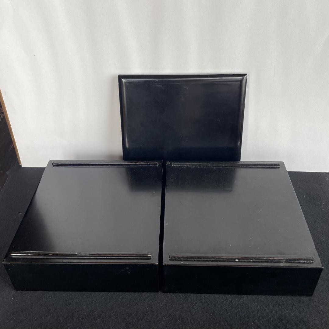 天然木 溜無地 五段重 蓋二枚 内朱塗 重箱 木箱入 木製 漆器 漆芸 骨董