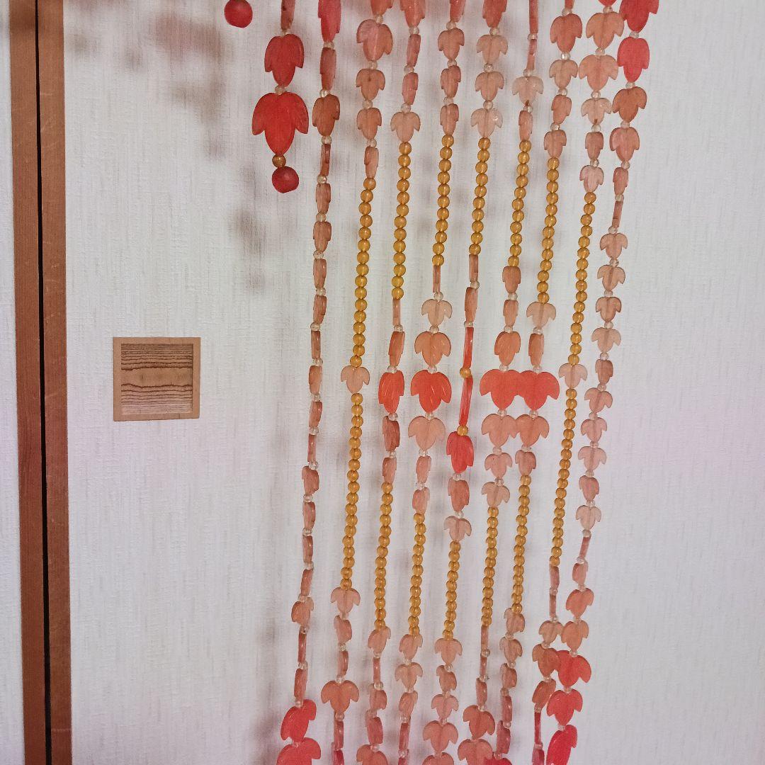 レトロポップ　葉っぱ型　玉のれん　珠のれん 昭和レトロ ビーズ 暖簾