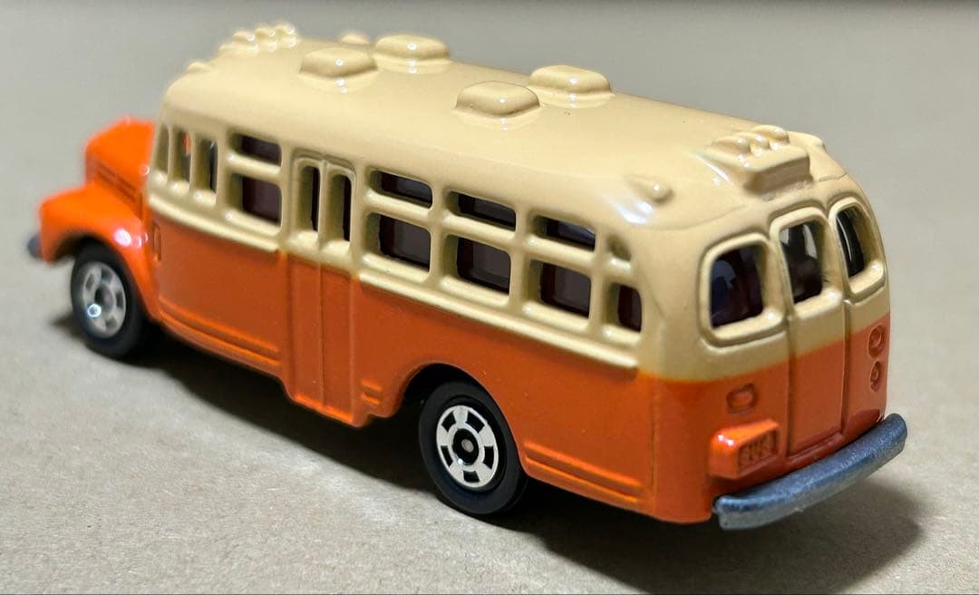 トミカ いすゞ ボンネットバス ギフトセットバラし