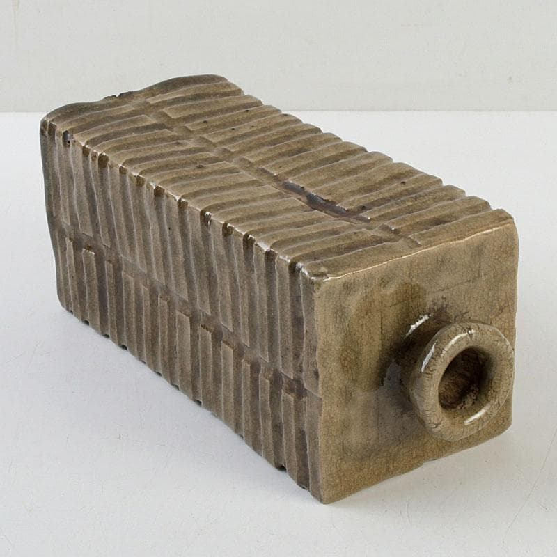 備前焼　古備前　虫明窯　青磁算木形花入　花瓶　共箱　C　9383