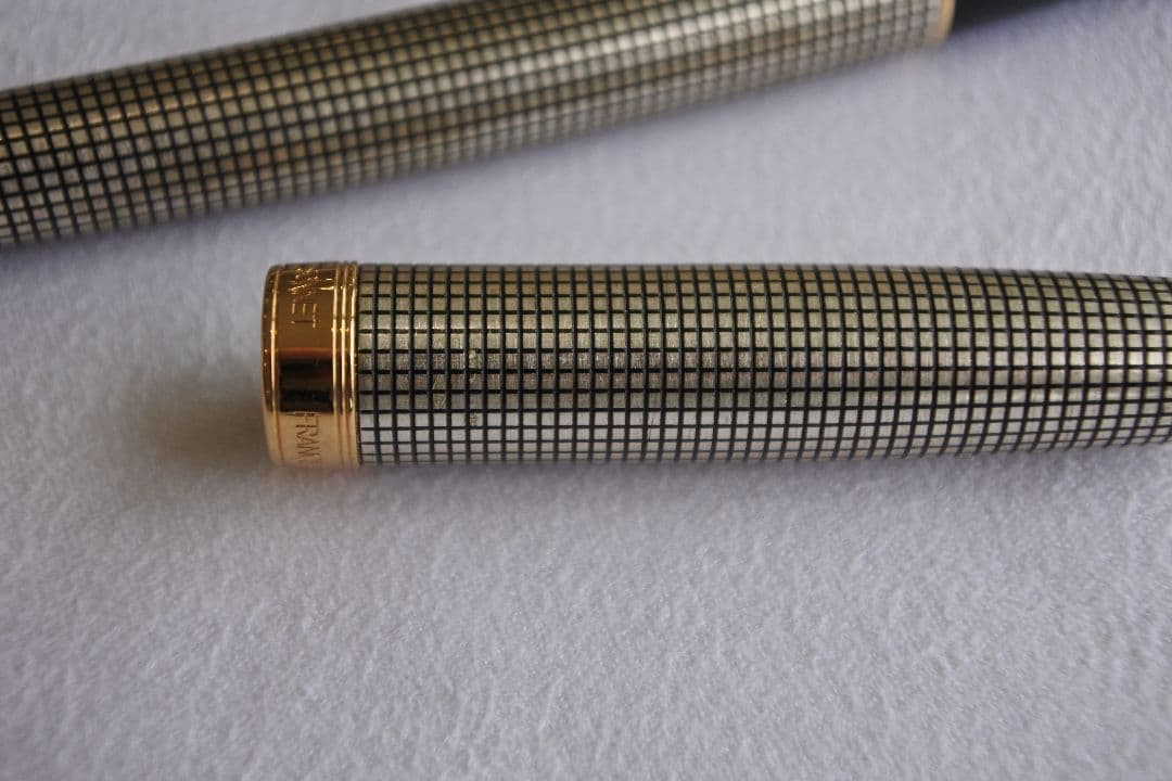 T*U様 黒と金のチェック模様 万年筆