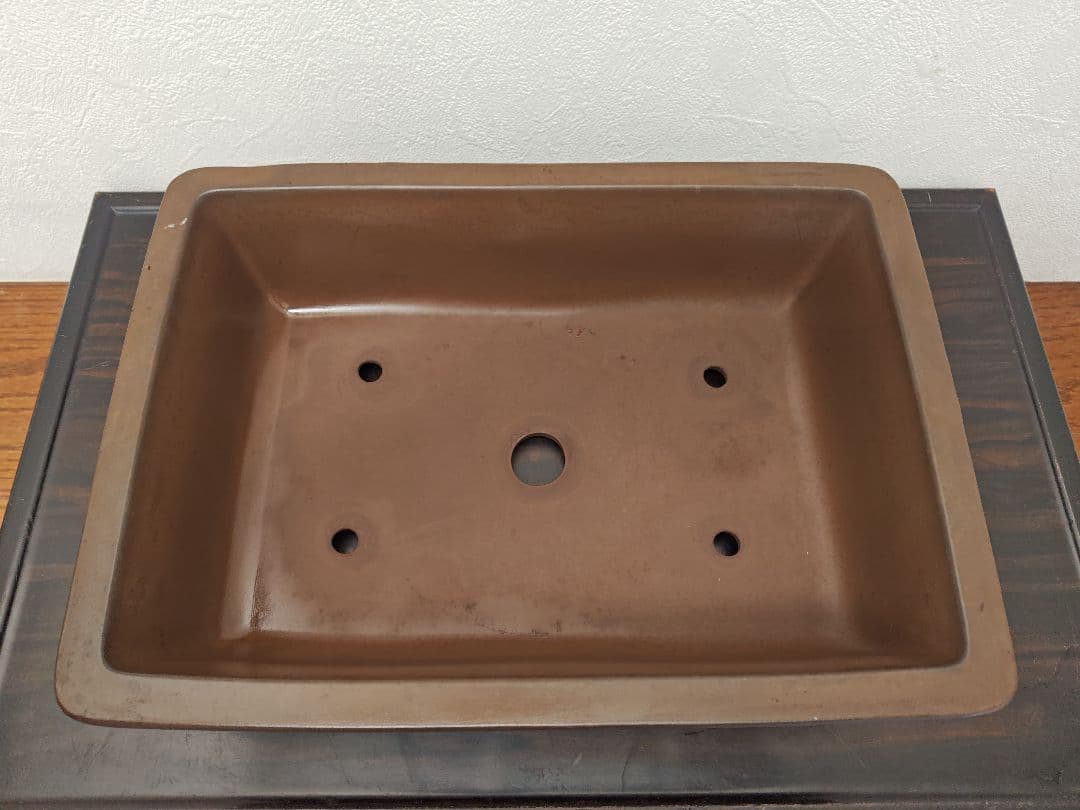 ブラウン 中型陶器盆栽鉢 長方形　落款　亀岡