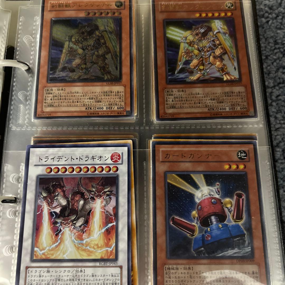 遊戯王カード引退品　レアカード200枚以上