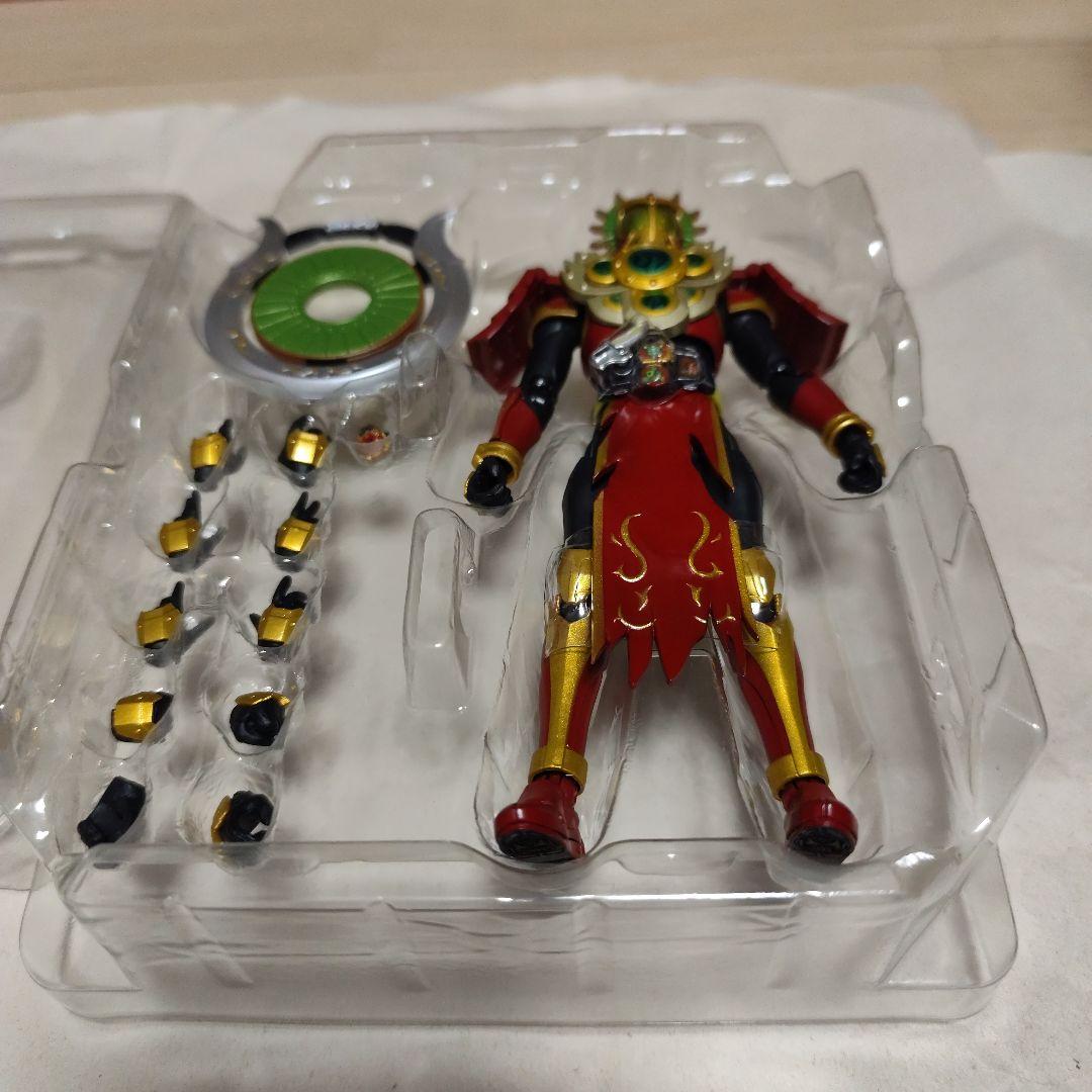 仮面ライダー 龍玄黄泉　shフィギュアーツ（ 交換用手首付き）