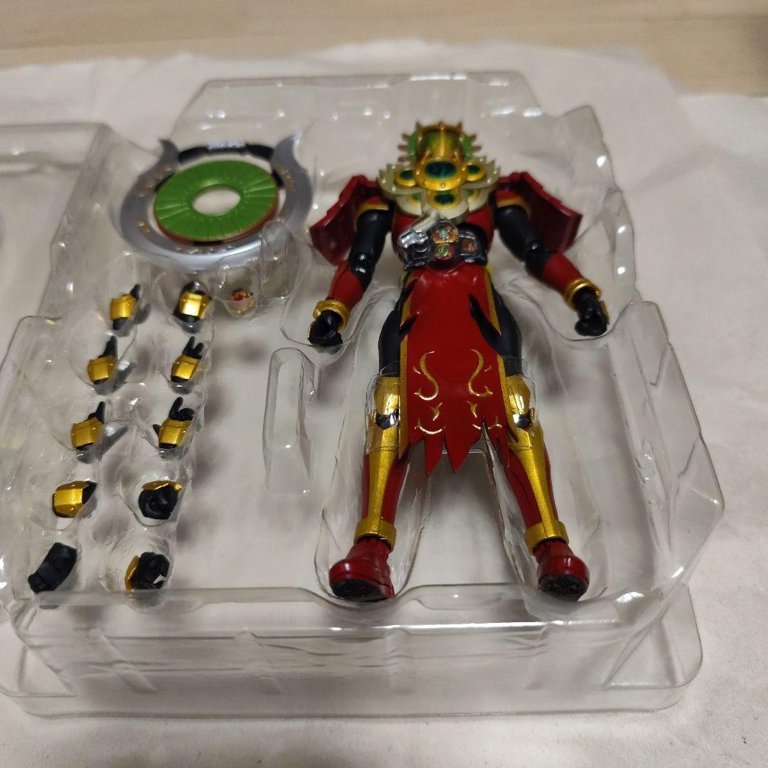 仮面ライダー 龍玄黄泉　shフィギュアーツ（ 交換用手首付き）