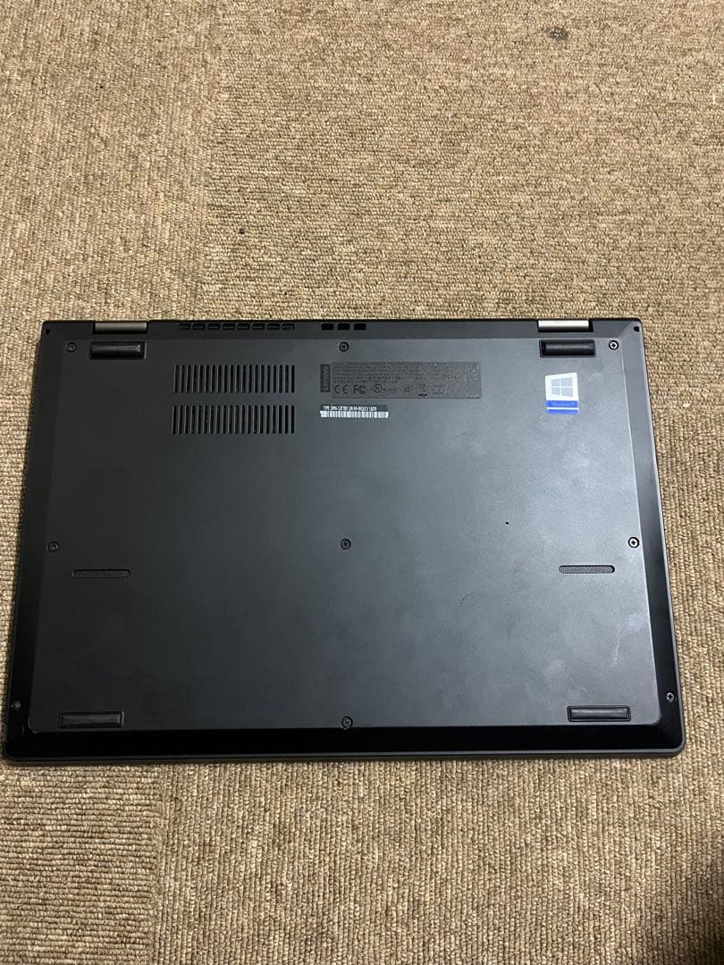 外見だけ　Lenovo ThinkPad L380