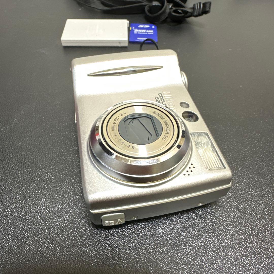 美品　Nikon COOLPIX 5200 動作確認済