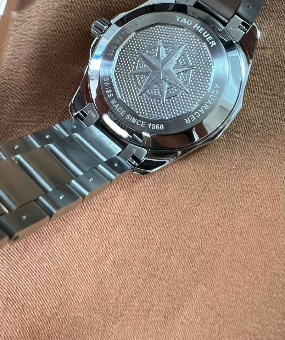 タグホイヤー WBP2111アクアレーサー デイト 自動巻き