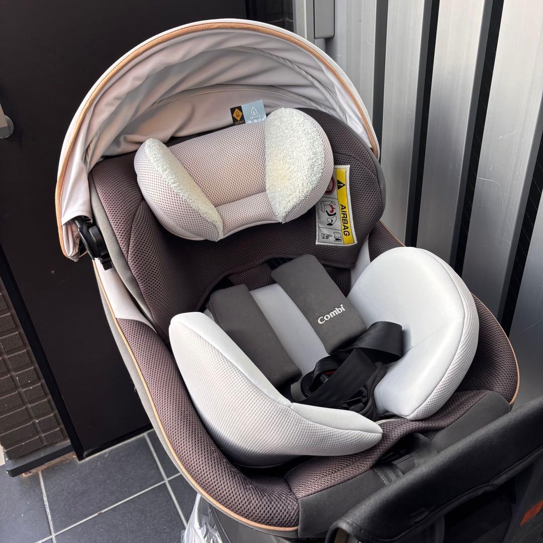 R*n様 JL-590 クルムーヴスマートISOFIX コンビ combiチャイ