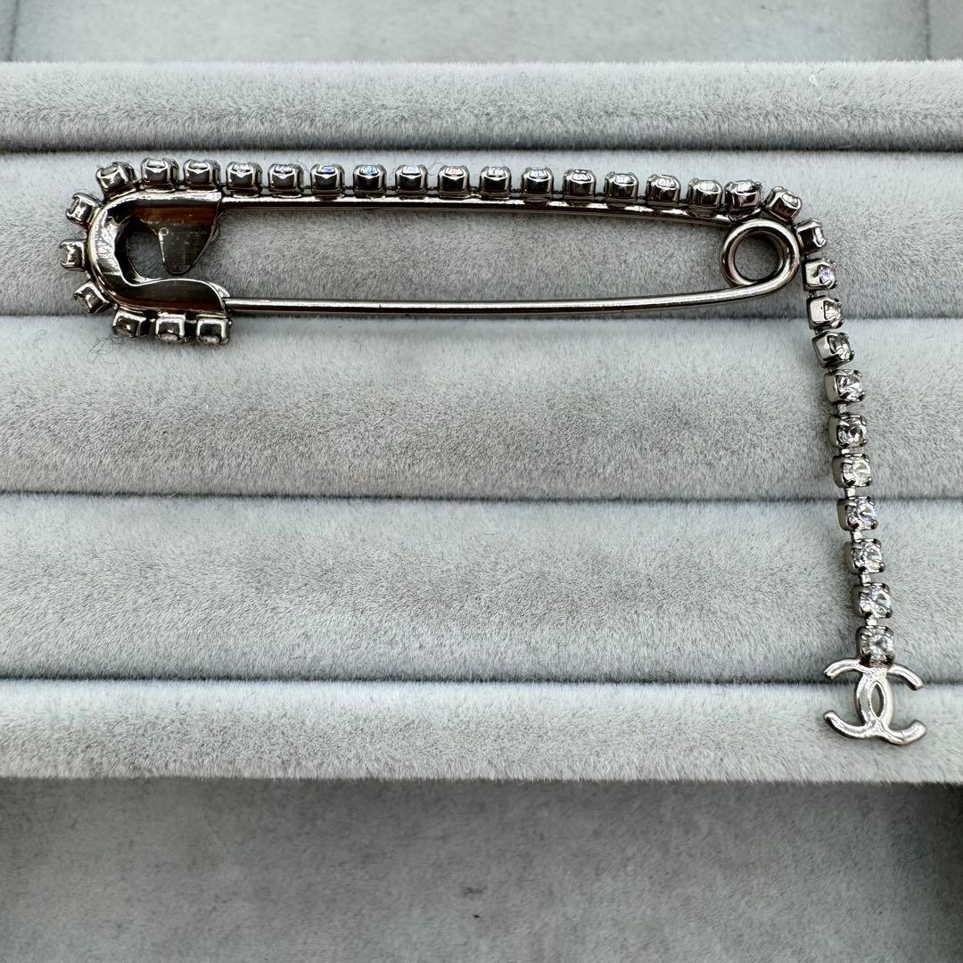 【箱付き】CHANEL ブローチ　安全ピン　ココマーク　ストーン　01P
