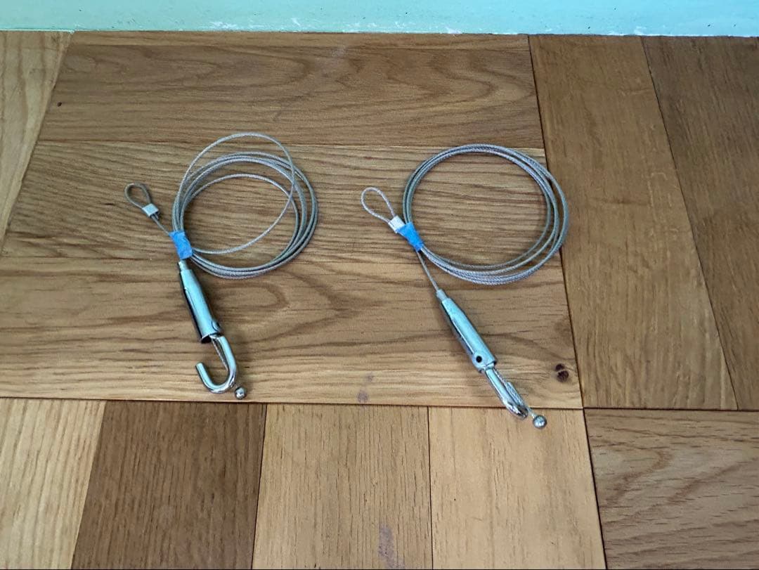 柚木紗弥郎作　『小鳥』