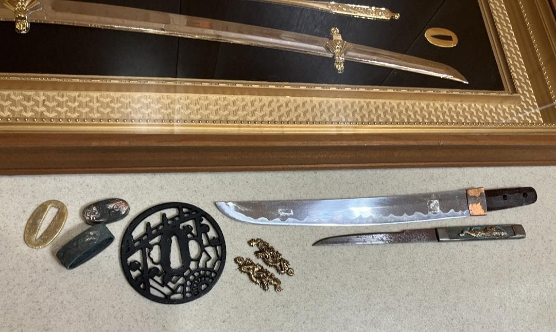 レプリカ　刀剣額　鍔　模造刀