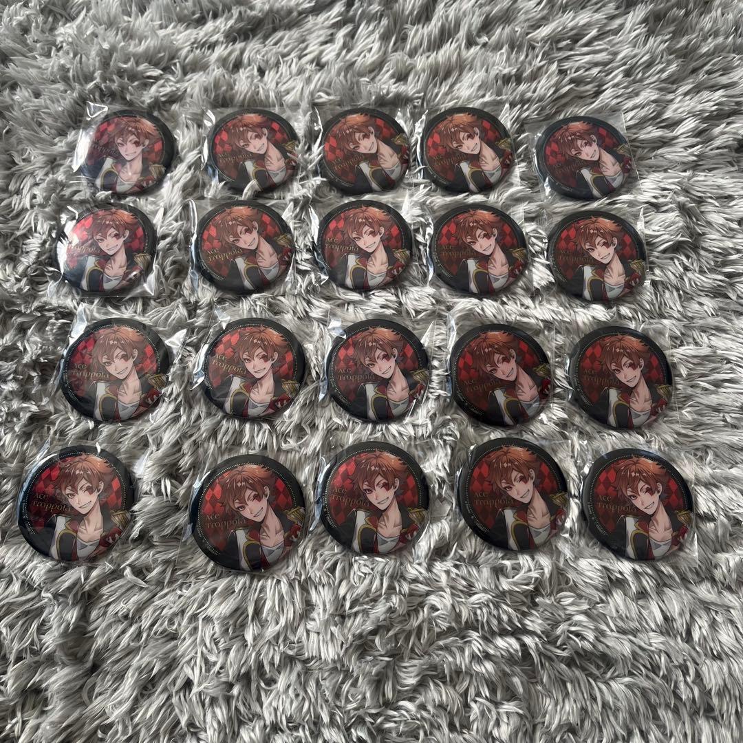 ツイステ エース カプ缶 寮服 缶バッジ ツイステッドワンダーランド