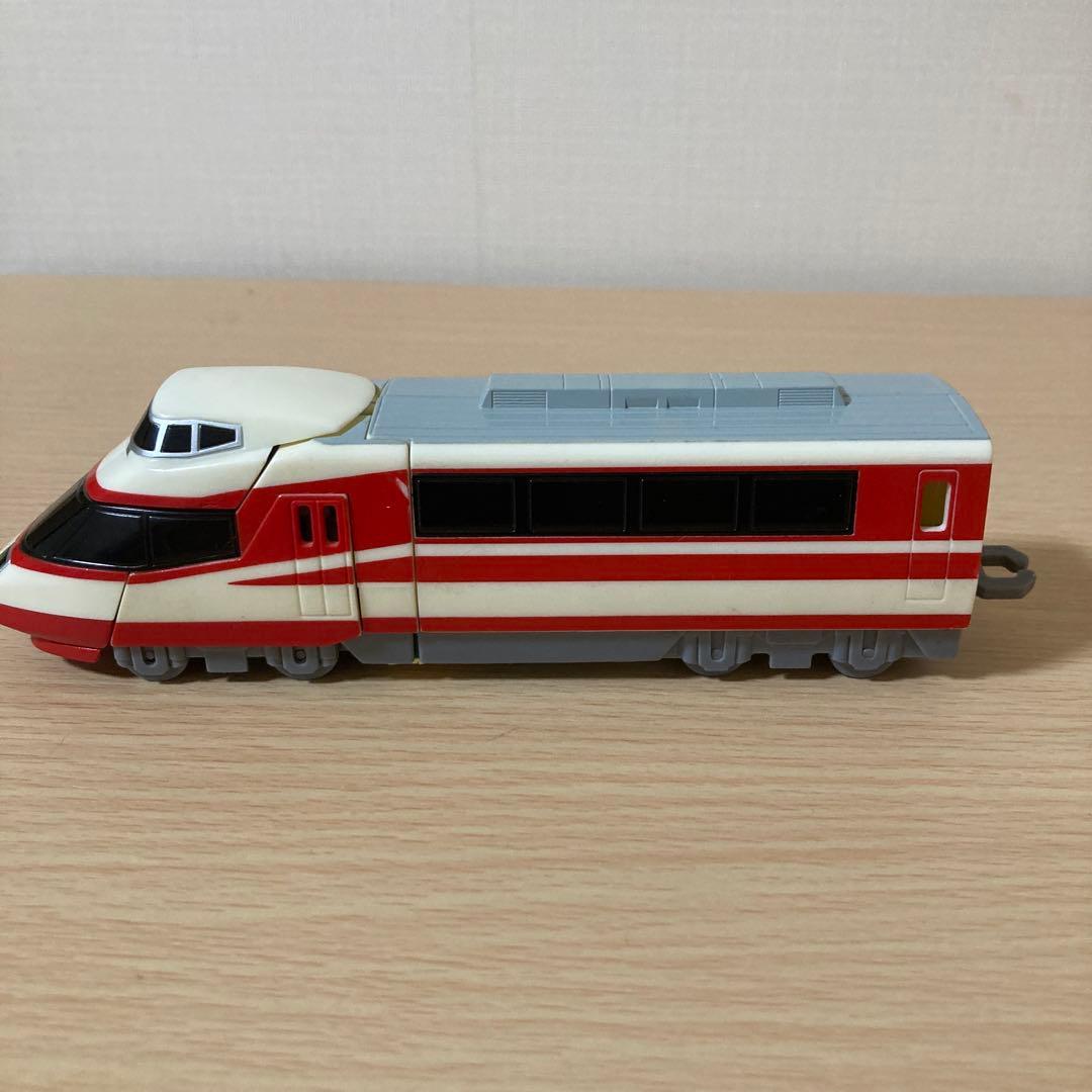 ヒカリアン　小田急ロマンスカー