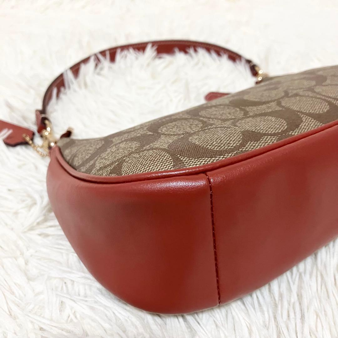 【美品】COACH＊ハンド 2way アクセサリーポーチ PEANUTSコラボ