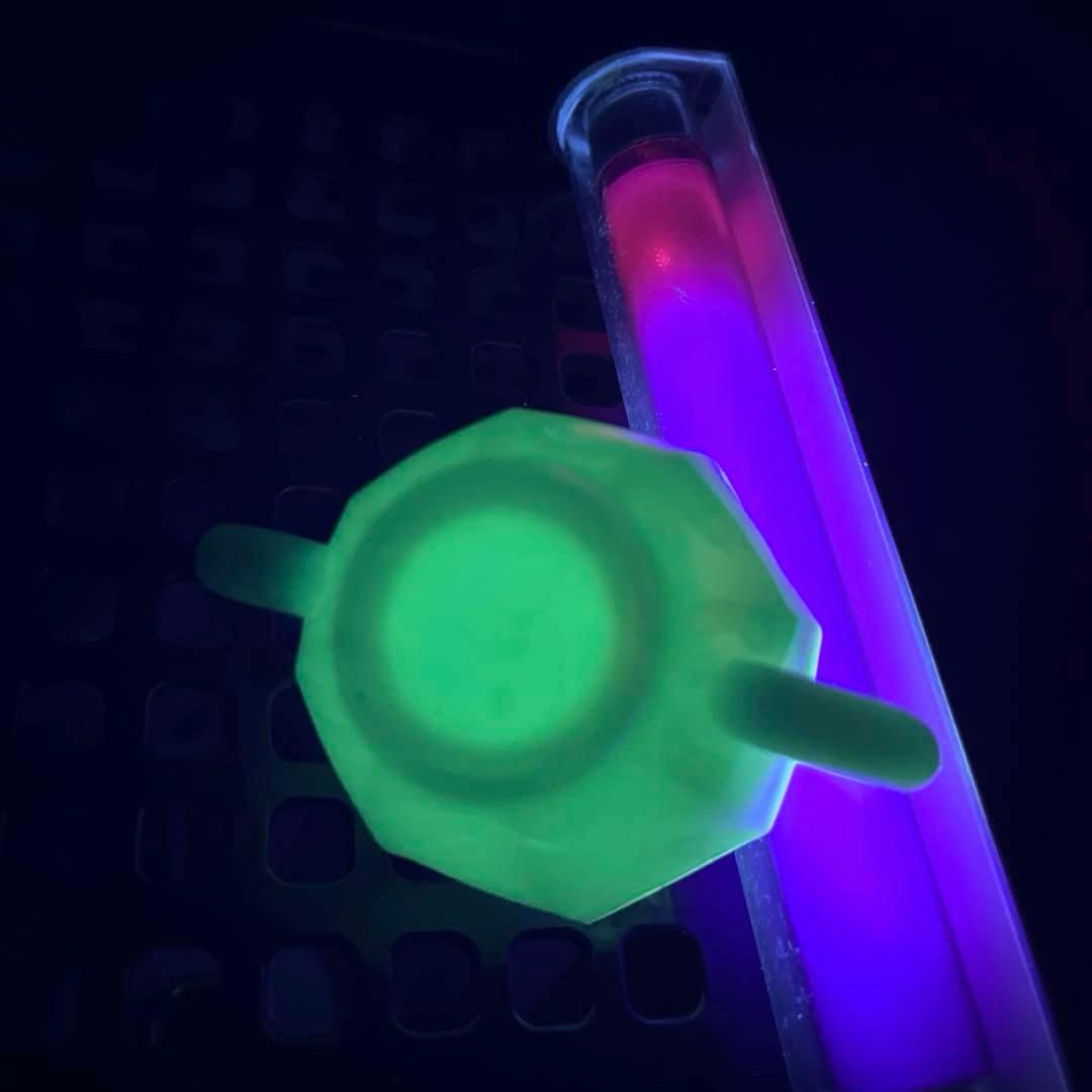 骨董　レトロガラス　紫陽花色　練りガラス　八角型　双耳付き豆鉢　刻印有り ウラン