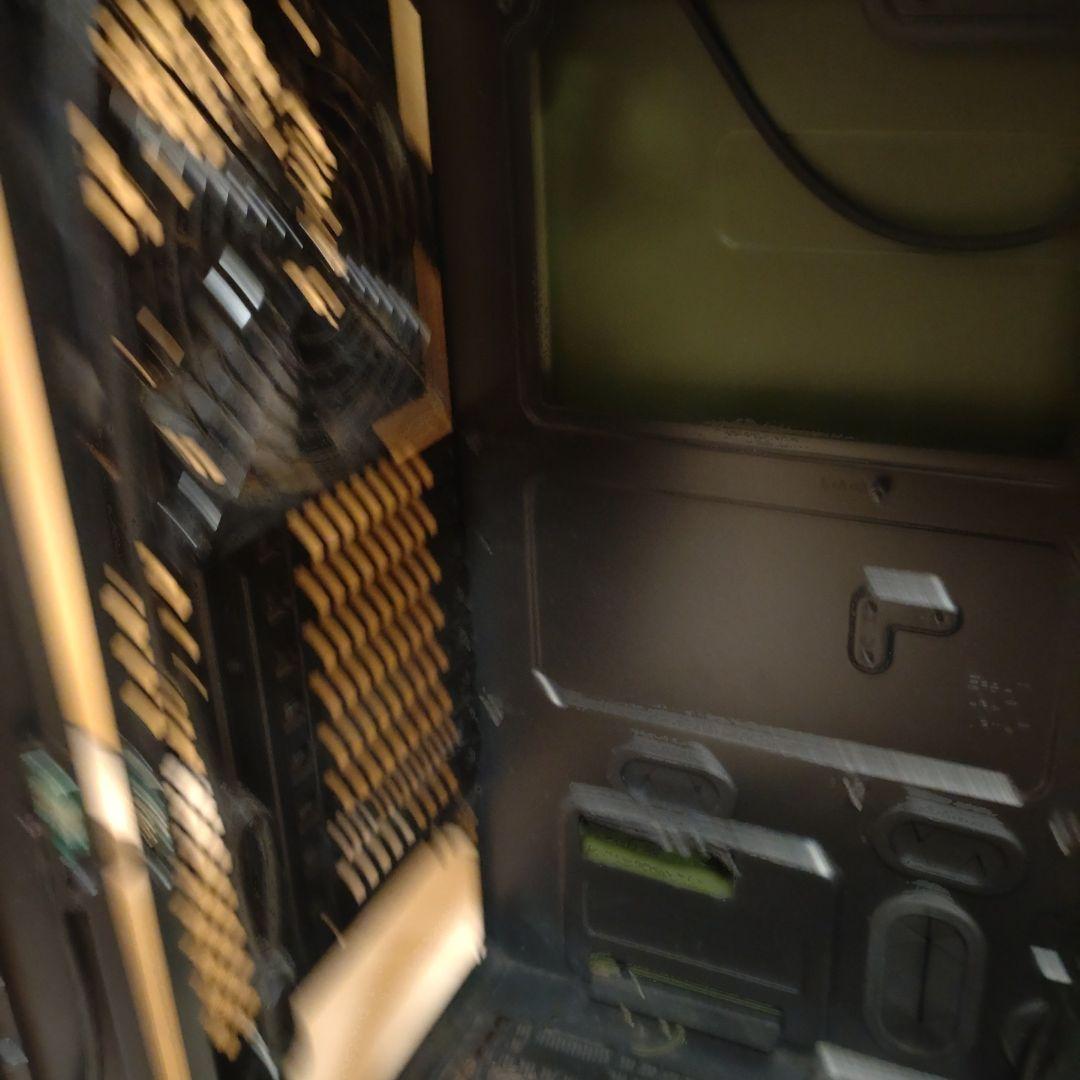 Thermaltake PCケース オリーブグリーン