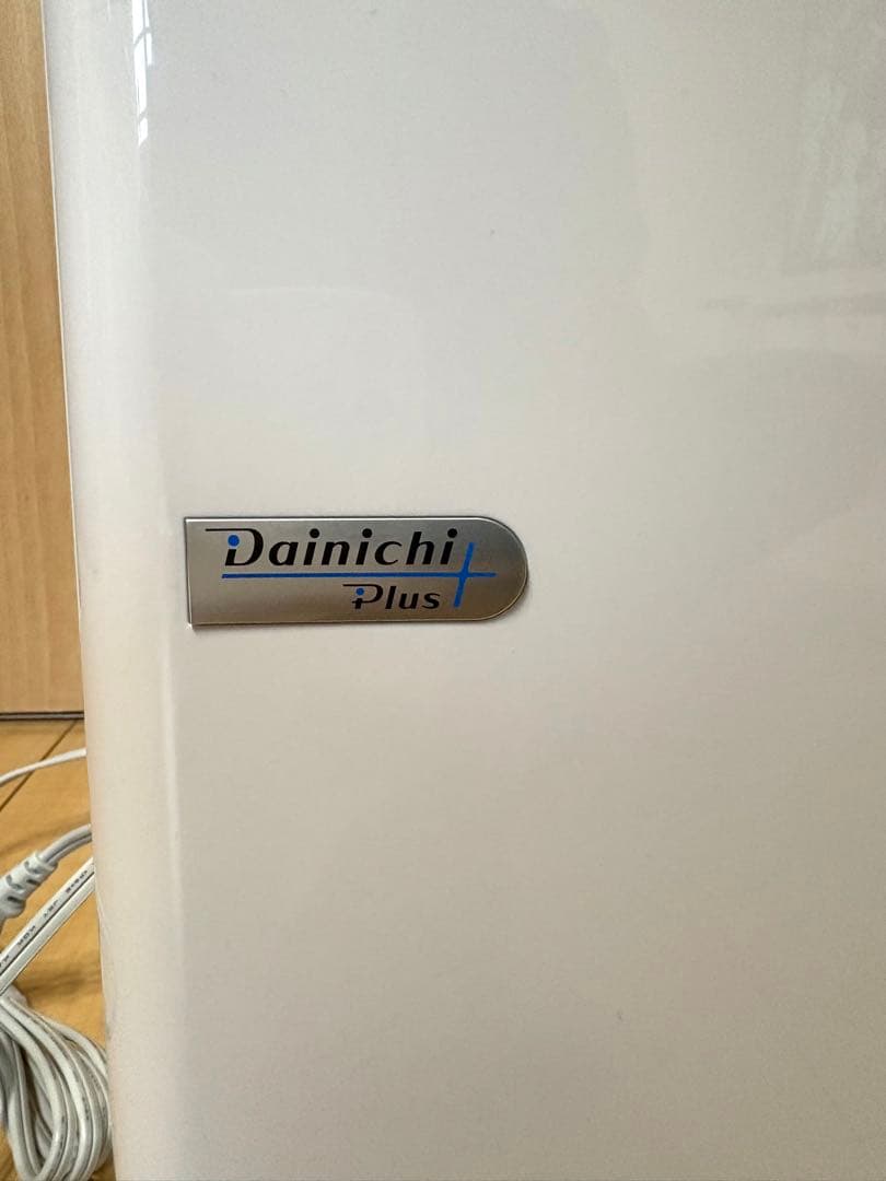 未使用品　Dainichi Plus ハイブリッド加湿器 HD-N324(W)