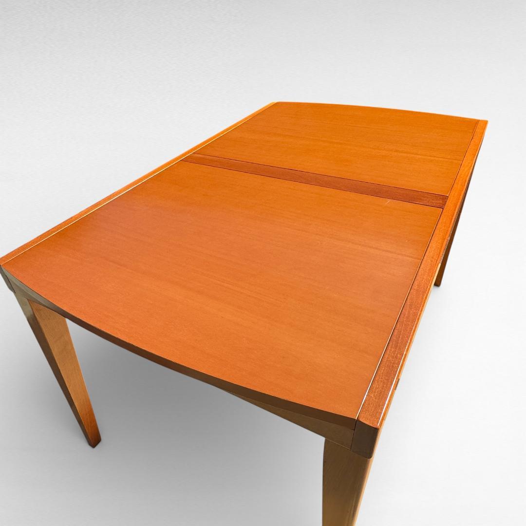 カリガリス 伸長式 ダイニングテーブル 幅143〜210