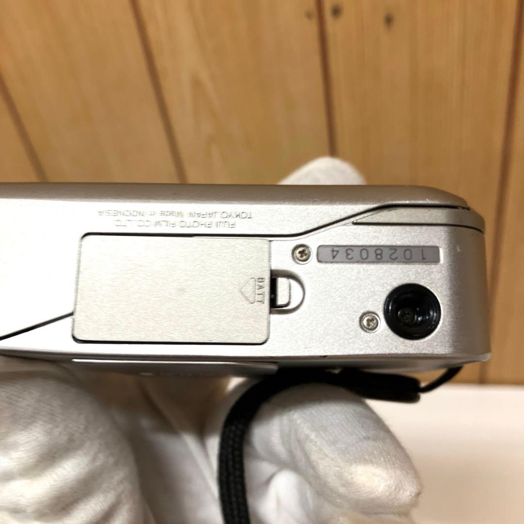 E74 富士フイルム TIARAII ティアラ コンパクトフィルムカメラ