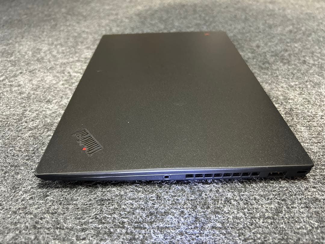 レノボ ThinkPad X1 Carbon,14インチ ノートパソコン