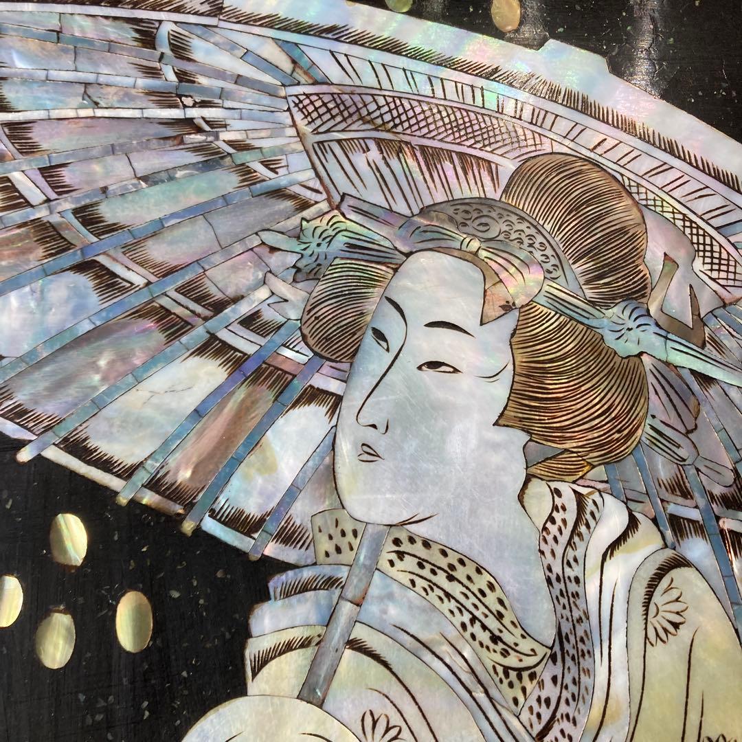 希少 螺鈿 傘をさした女性 美人画 浮世絵 天然木 漆器 古画 アンティーク