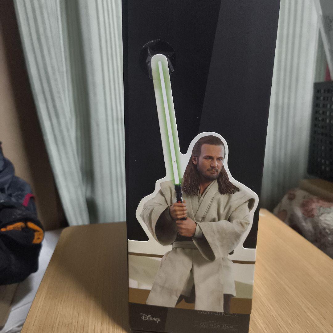 ホットトイズ　ムービーマスターピース　クワイガンジン