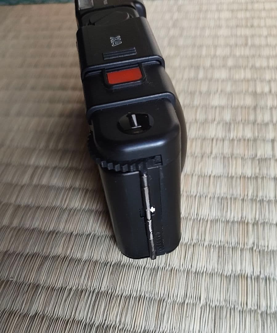 美品OLYMPUS　オリンパス　 XA2 フラッシュA11　革ケース付き！