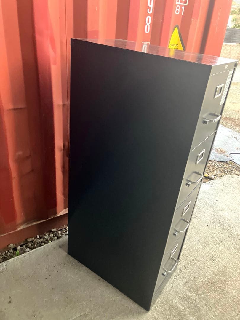 Hirsh キャビネット　インダストリアル