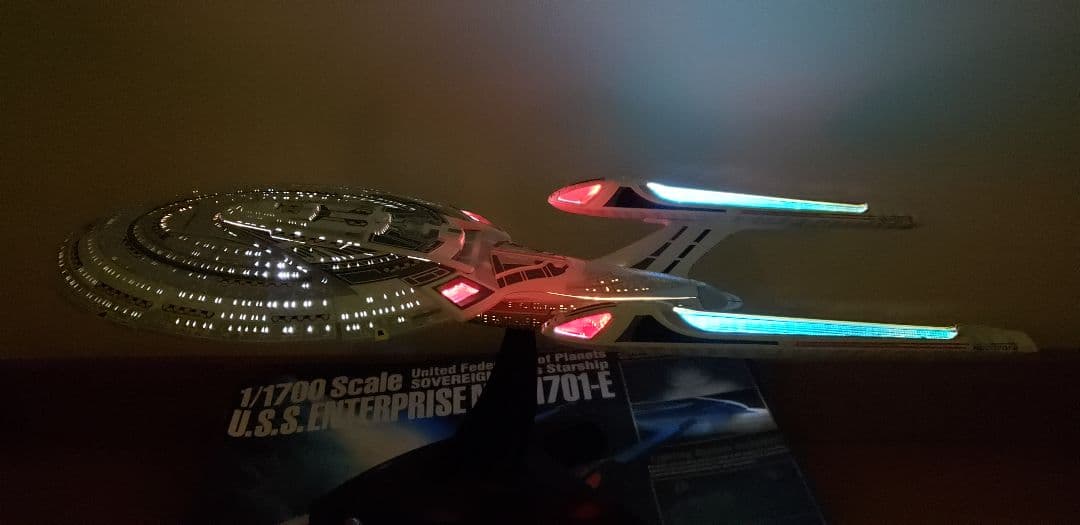 バンダイU.S.S. ENTERPRISE NCC-1701-E