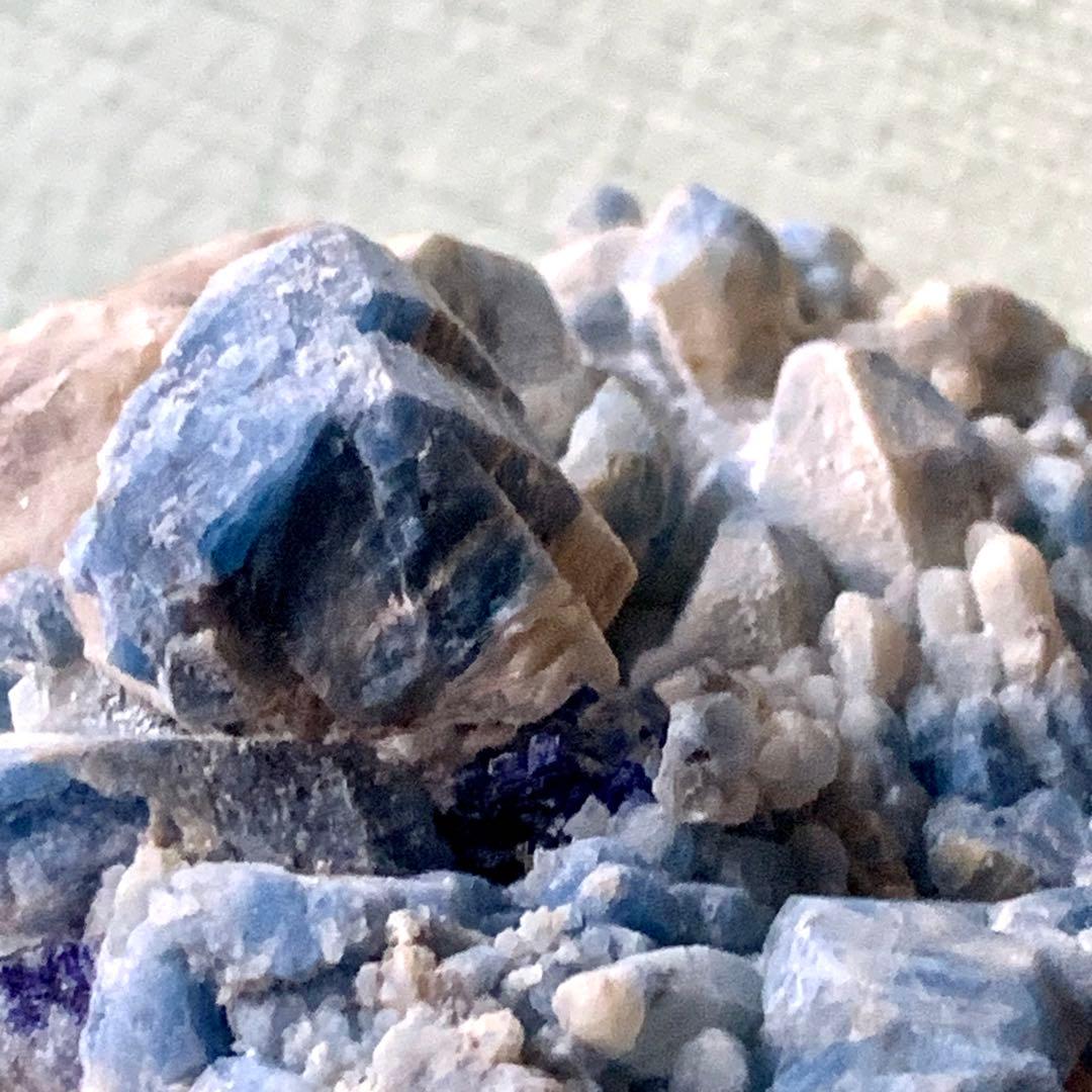 大きな母岩上の美しいアフガナイト141g/1点もの